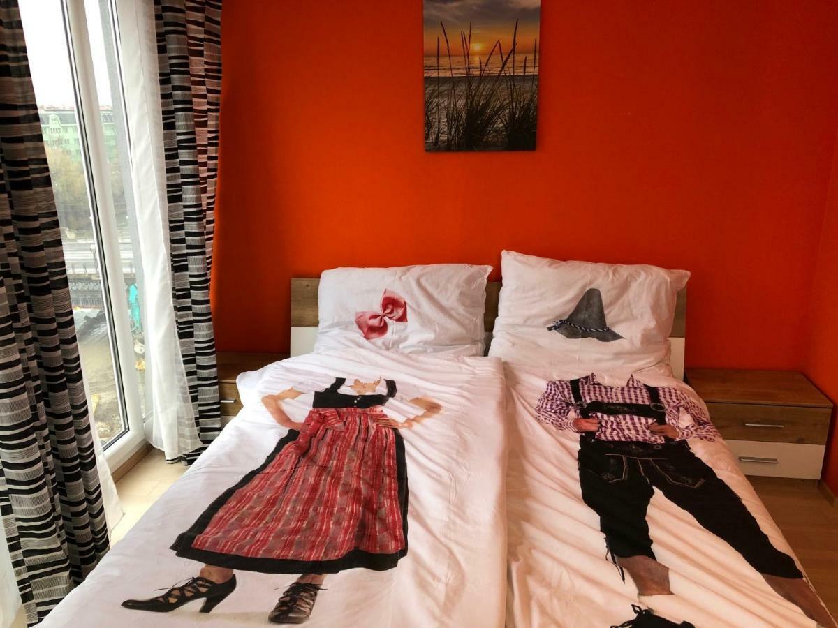 Kmheim, Cozy 103M2 Apartment, With 3 Bedroom And Covered Free Parking Place, Close To City Center Graz Kültér fotó